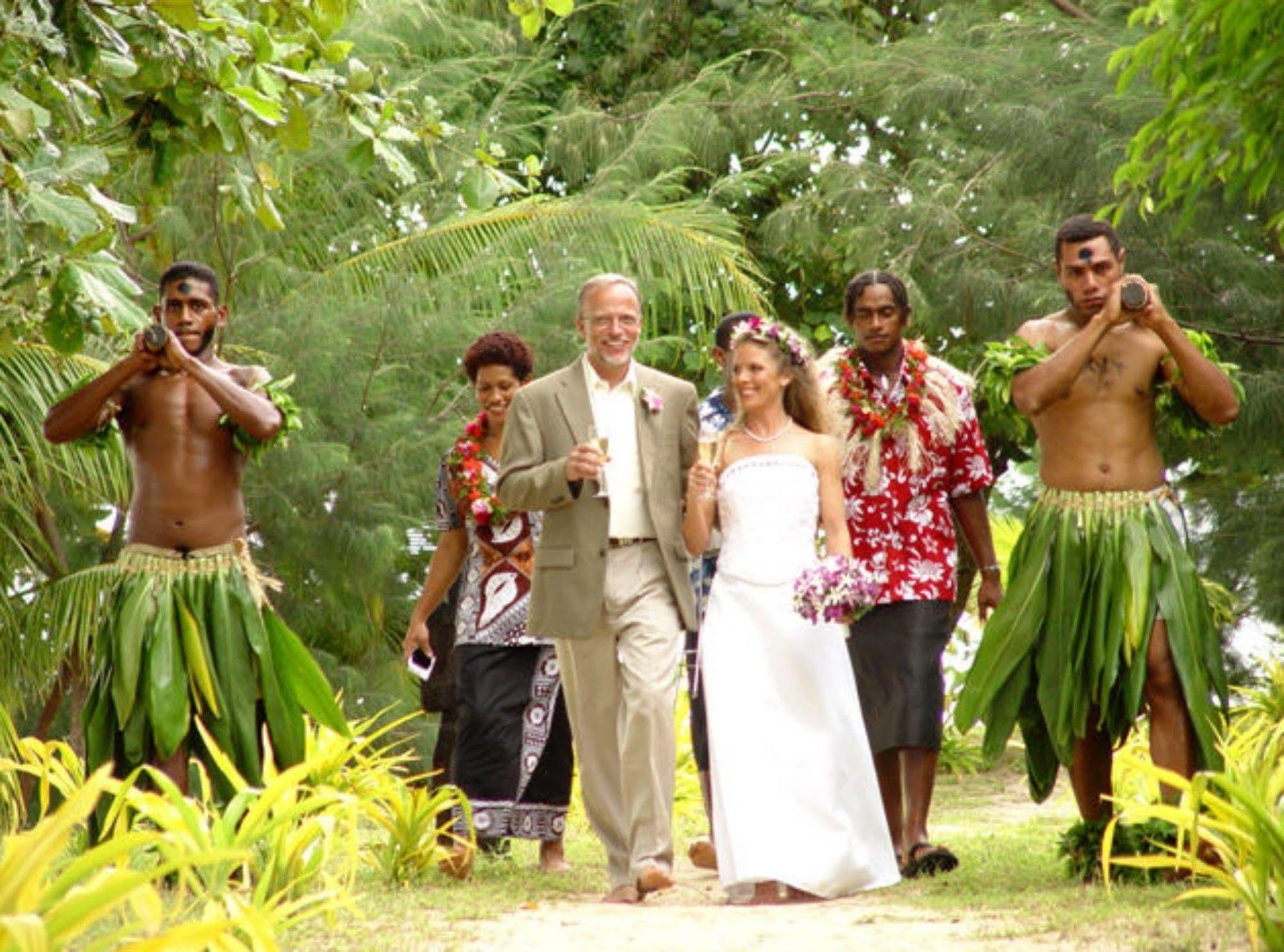 Tongan Beach Resort Utungake Dış mekan fotoğraf
